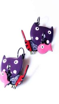 ARTICLES DE PARIS – ‘CAT HEAD’ EARRINGS – PURPLE